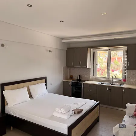 Apartman & Ardian-mandi Sarande-albania Saranda